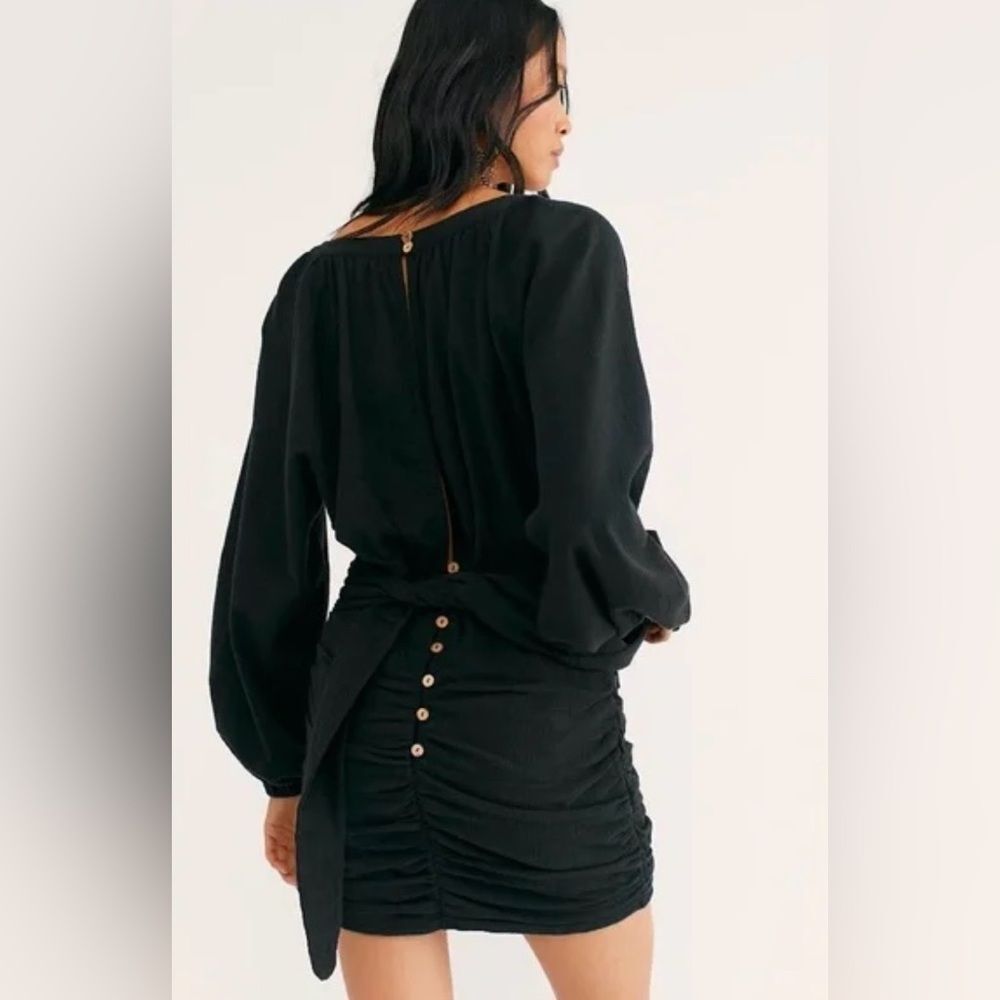 Free People Sage Green Open Back Long Sleeve Mini Dress Tie Belt Buttons closer - Picture 15 of 16